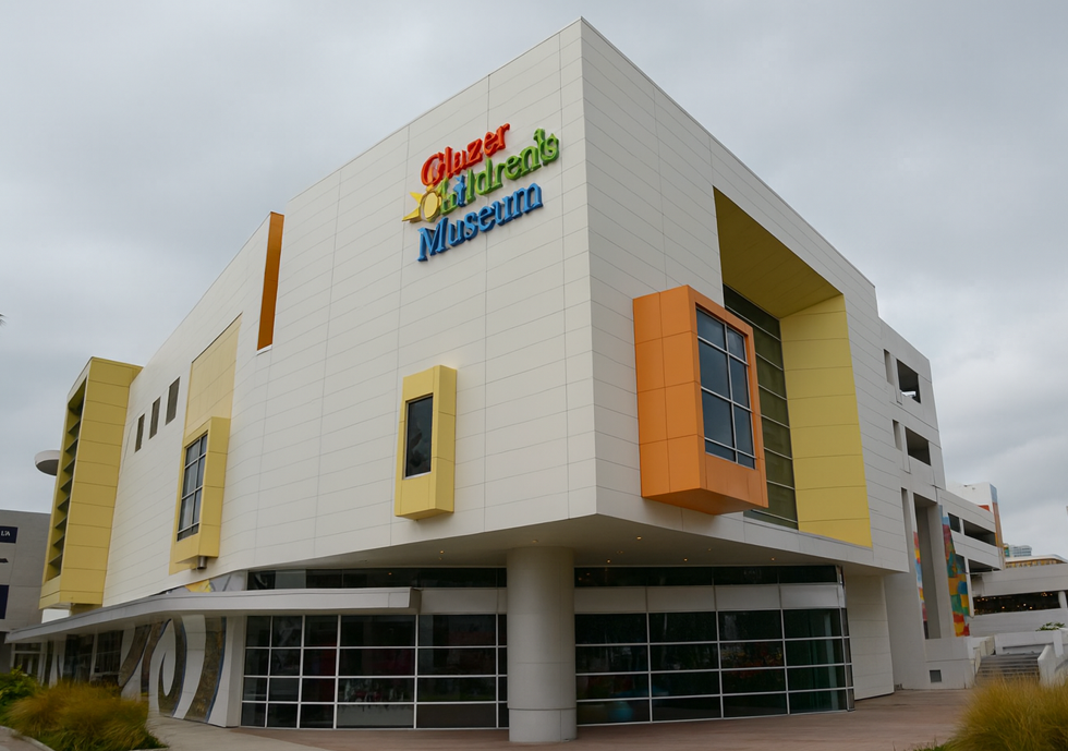 Glazer Children's Museum on a cloudy day.